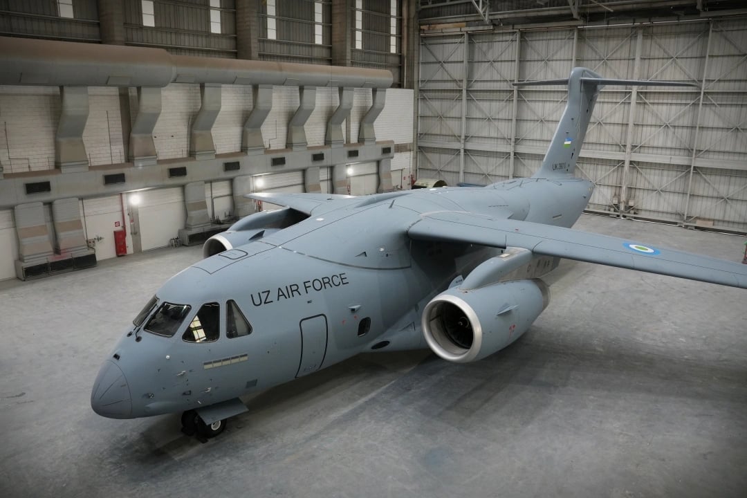 Özbekistan, ilk C-390 Millennium’u teslim aldı