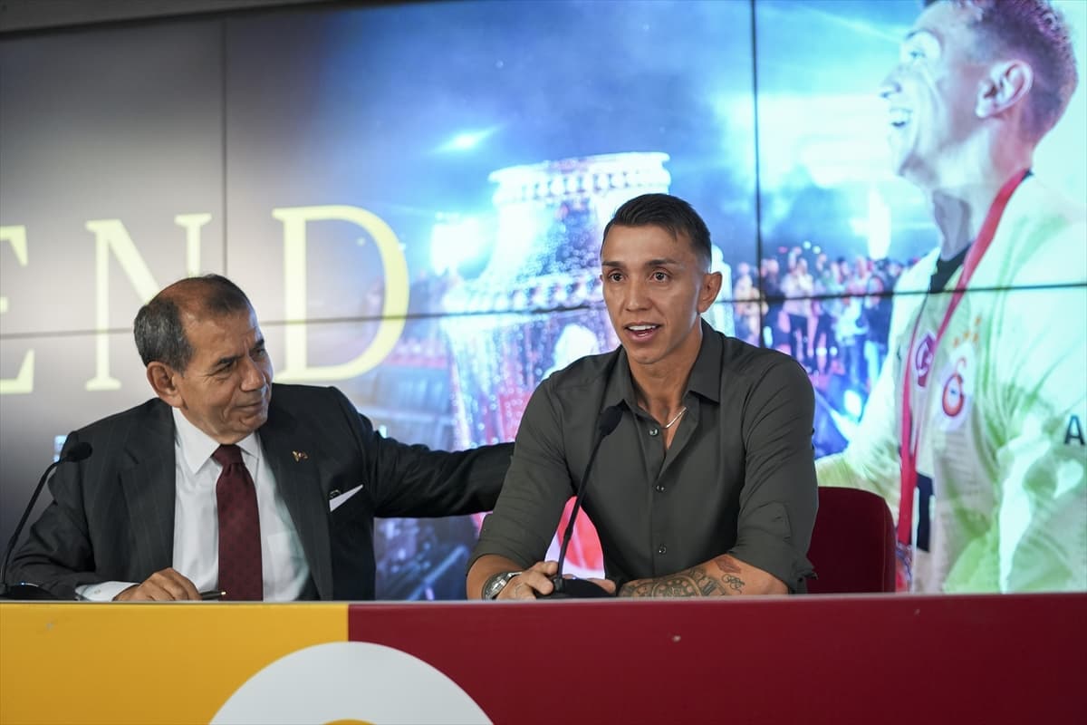 Başkan Özbek'ten duygusal veda