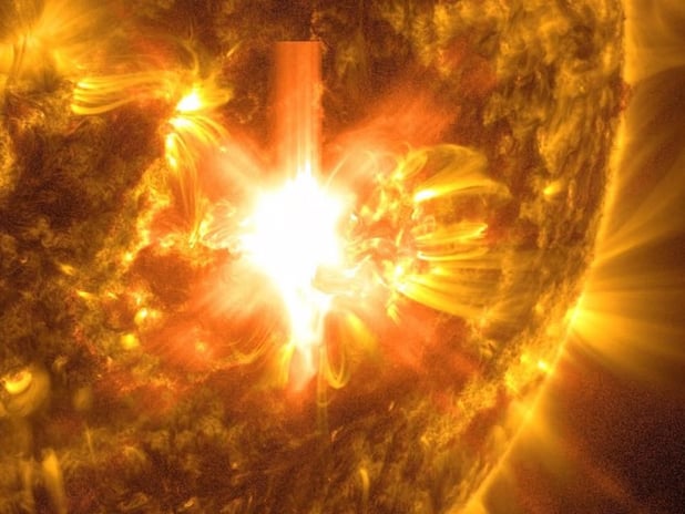 Güneş aktifleşiyor: Dünya nasıl etkilenecek?