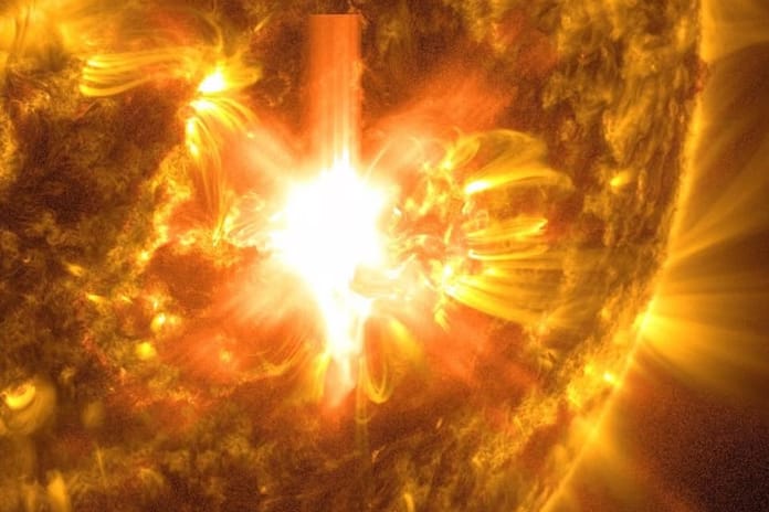 Güneş aktifleşiyor: Dünya nasıl etkilenecek?