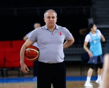 A Milli Kadın Basketbol Takımı'nda 3 yıllık Ekrem Memnun dönemi sona erdi: Türkiye Basketbol Federasyonu sözleşmeyi yenilemedi