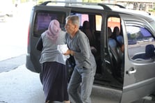 Kendini yaralayan kasaplar acil servislerin yolunu tuttu