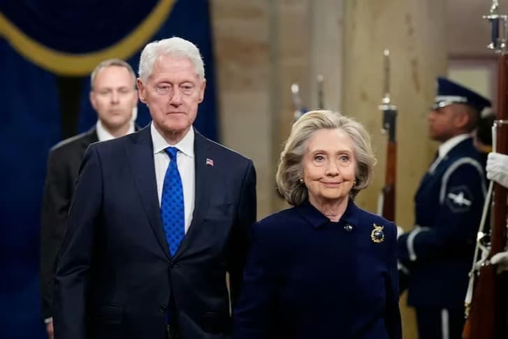 Clinton çifti Epstein dosyasında ifade vermeyi kabul etti