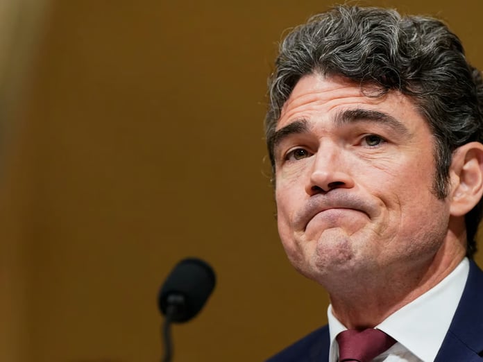 İstifa eden Joe Kent'e FBI soruşturması gündemde