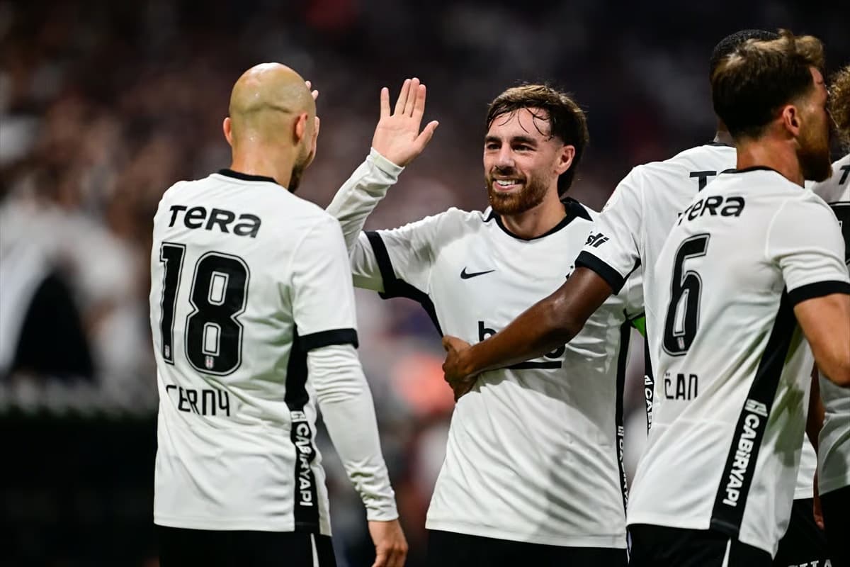 Beşiktaş sezonu galibiyetle açtı