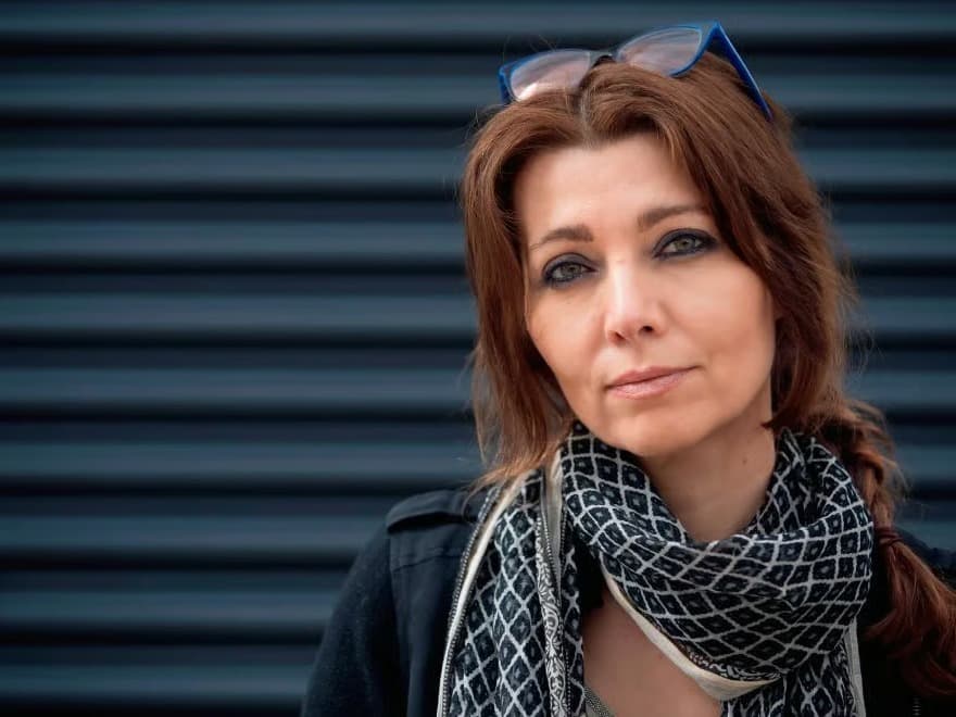 Elif Şafak hakkında intihal iddiası