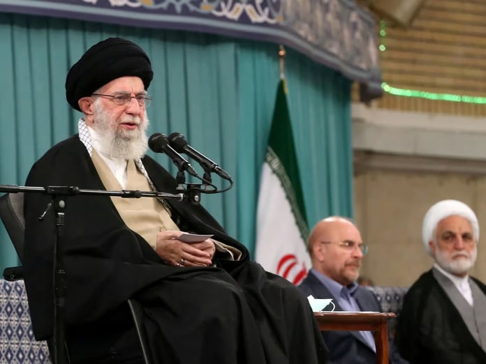 İran’da Liderlik Konseyi yeni lider seçimi gündemiyle toplandı