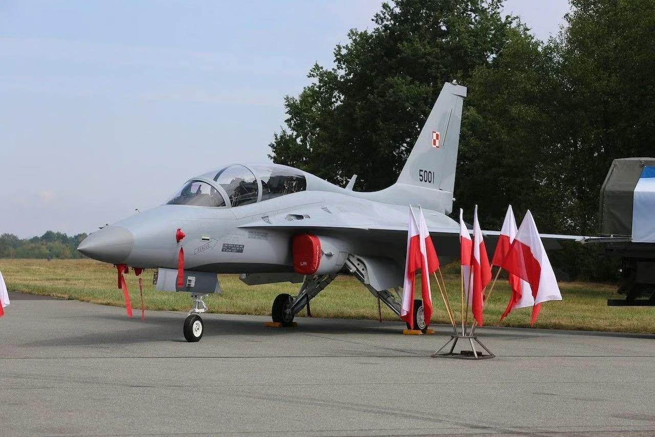 ABD Polonya’nın FA-50PL savaş uçaklarına AIM-120 AMRAAM entegrasyonuna onay verdi