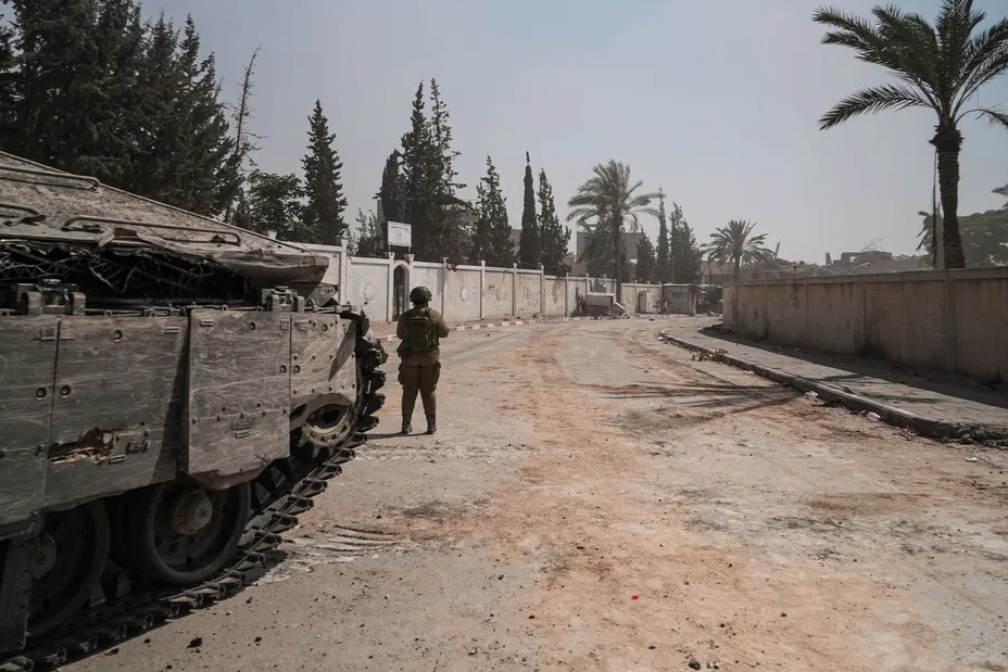Five Israeli Soldiers Killed in Northern Gaza