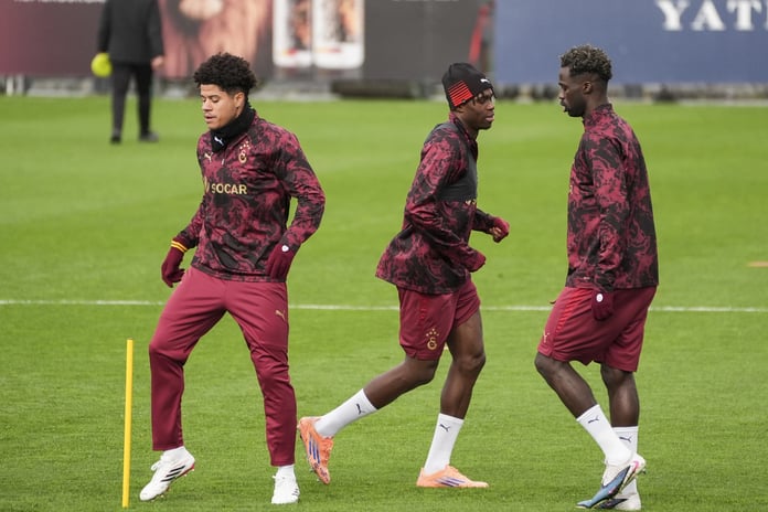 Eksikler ve kart sınırındaki isimler