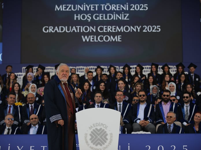 İlber Ortaylı: Hukukçuluk ağır bir mesuliyettir