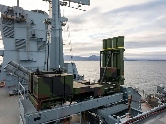Lockheed Martin ve Diehl Defence, IRIS-T füzelerinin Aegis savaş sistemine entegrasyonunu araştırıyor