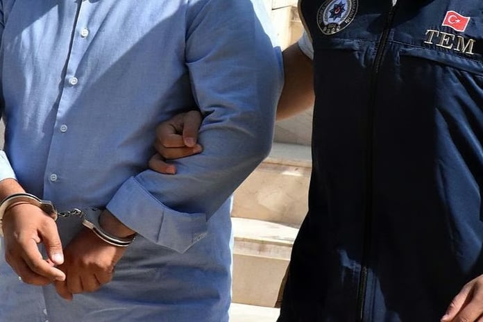 6 ilde FETÖ operasyonu 40 gözaltı