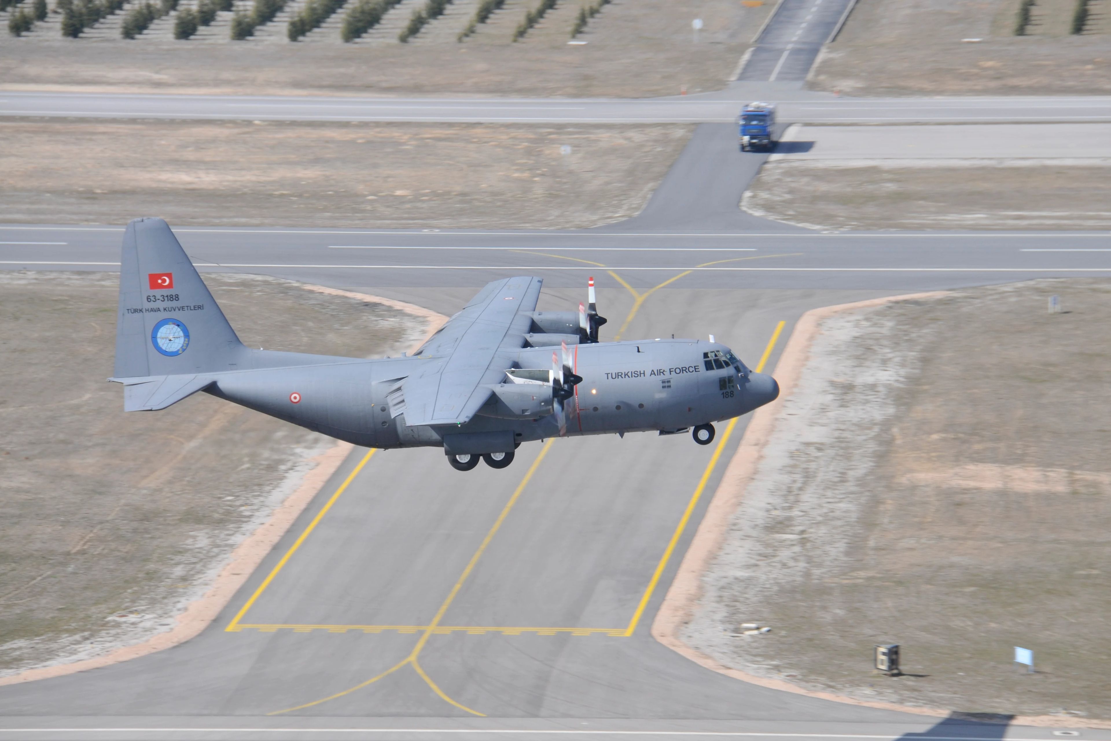 C130 uçağı Türkiye'de kaç tane var? C130 uçağı özellikleri nelerdir?