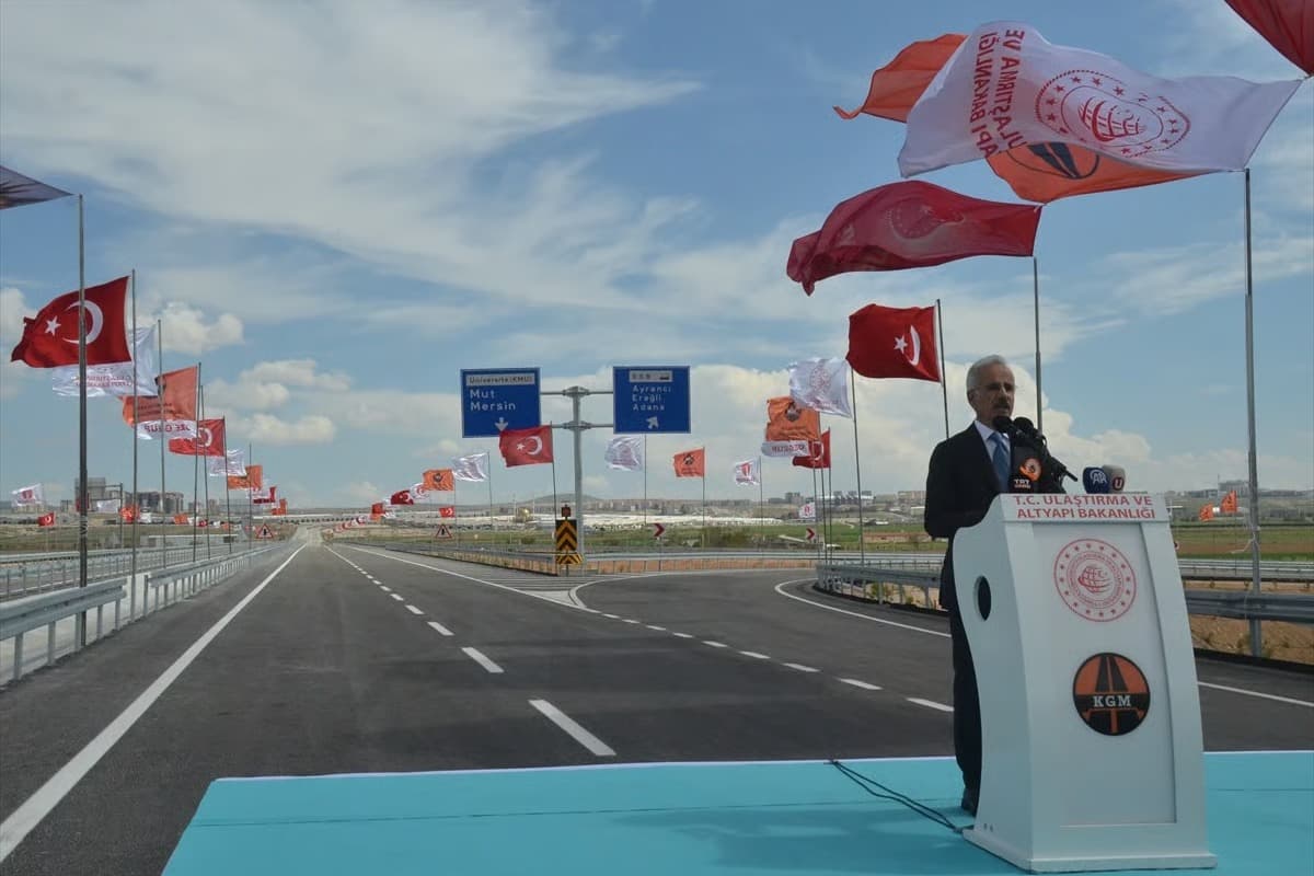 Bakan Uraloğlu Karaman-Ulukışla Hızlı Tren Hattı projesini duyurdu