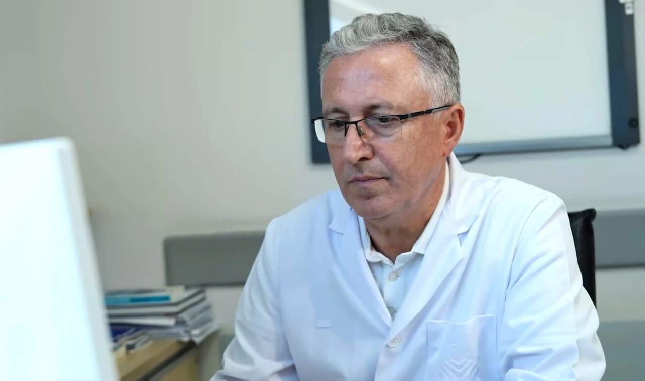 Genel Cerrahi Uzmanı Prof Dr Ahmet Yılmaz