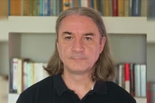 Goran Şimiç'ten savaş yaralarına şiirsel dokunuş