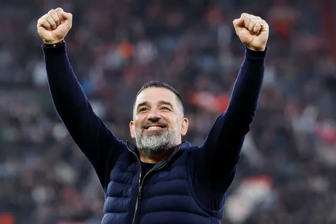 Arda Turan, Ukrayna Premier Lig'de yılın teknik direktörü seçildi