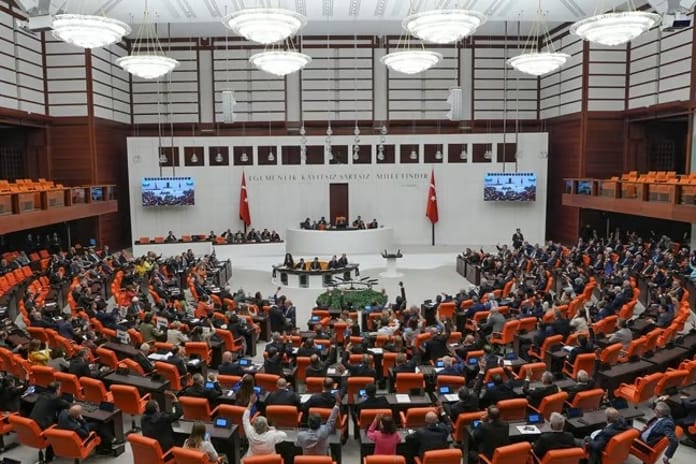 TBMM'de bütçe maratonu başlıyor: 2026 bütçesi 14 gün boyunca görüşülecek