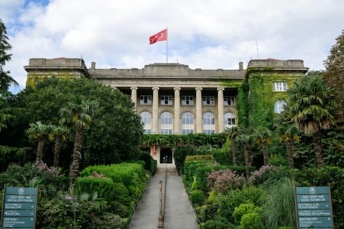 Robert Koleji'nden Epstein mektubu açıklaması: Kurumsal bağ yok