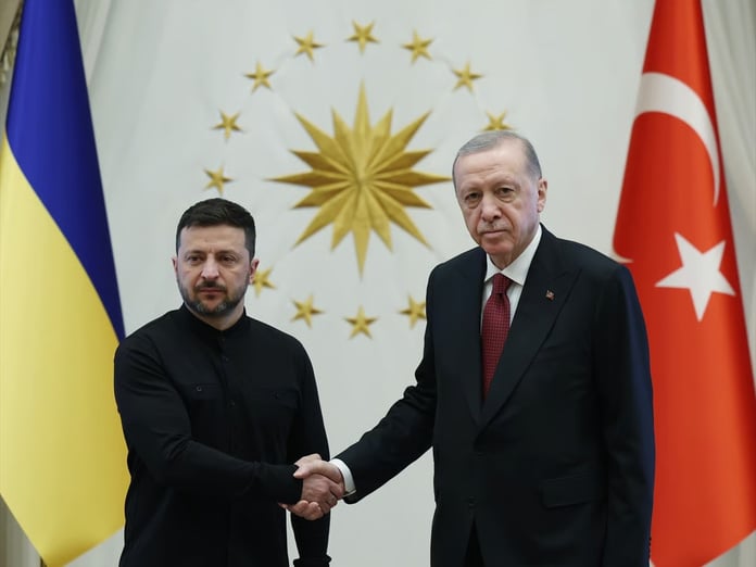 Cumhurbaşkanı Erdoğan ile Zelenskiy ateşkesi görüştü