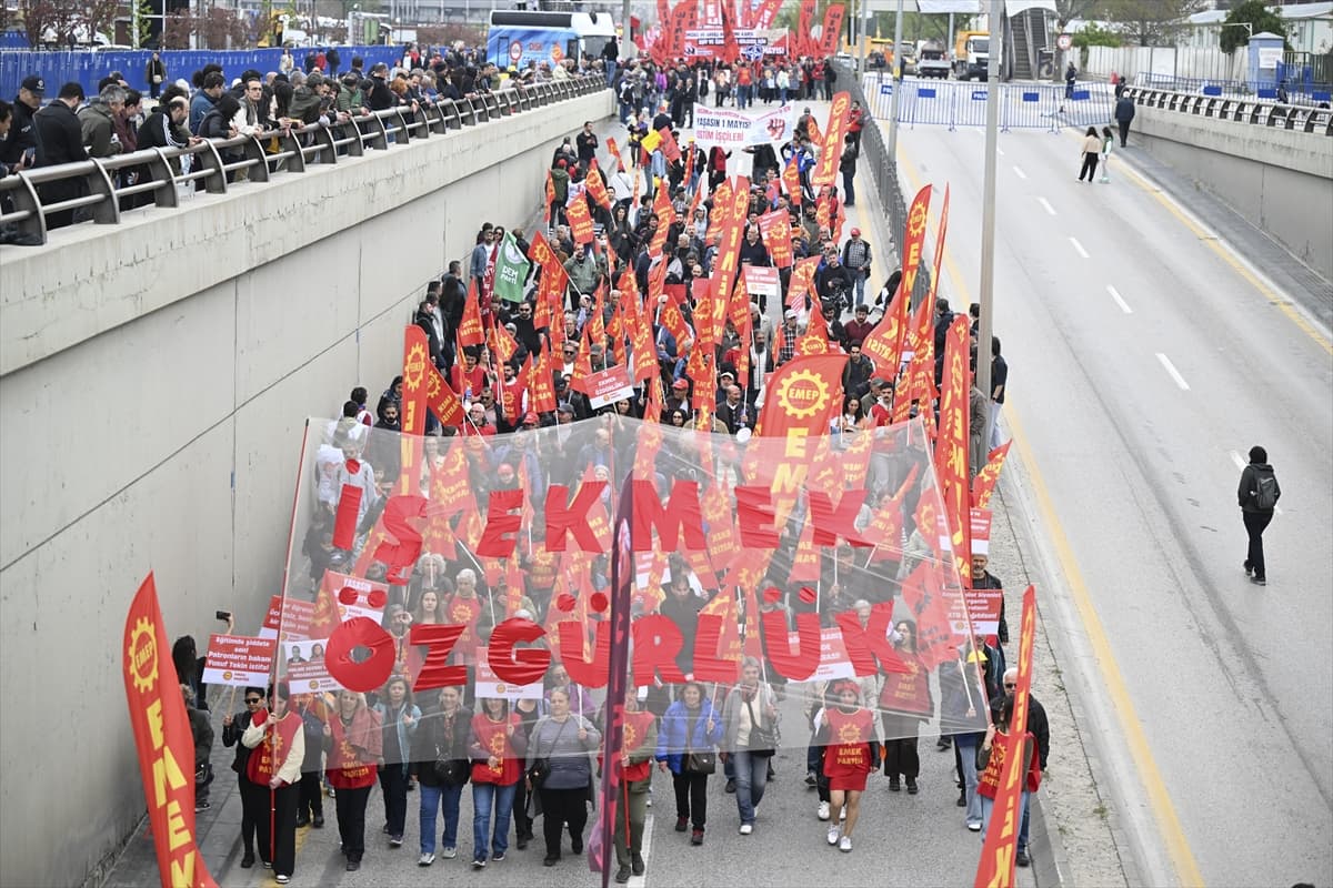 Başkentte 1 Mayıs böyle kutlandı! Doruk Madencilik işçileri de meydandaydı