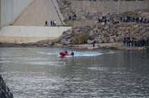 Terliğini almaya çalışan çocuk nehirde boğuldu 
