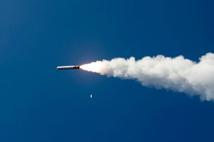 Zelensky, Trump’tan Tomahawk füzeleri talep etti