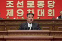 Kuzey Kore lideri Kim 5 yıllık hedeflerin başarıyla tamamlandığını açıkladı