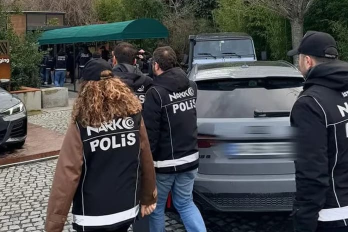 ClubHouse Bebek'e uyuşturucu operasyonu!