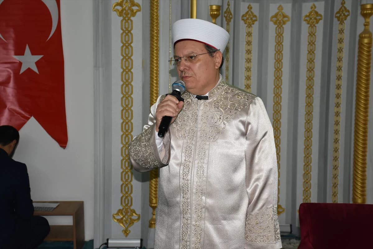 Şırnak'ta Kur'an-ı Kerim ziyafeti programı yoğun katılımla gerçekleştirildi