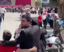 İlkokul öğrencileri ve veliler deprem paniği yaşadı