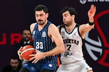 Anadolu Efes'ten anlamlı çağrı: Beşiktaş derbisinde oyuncaklar sahaya inecek