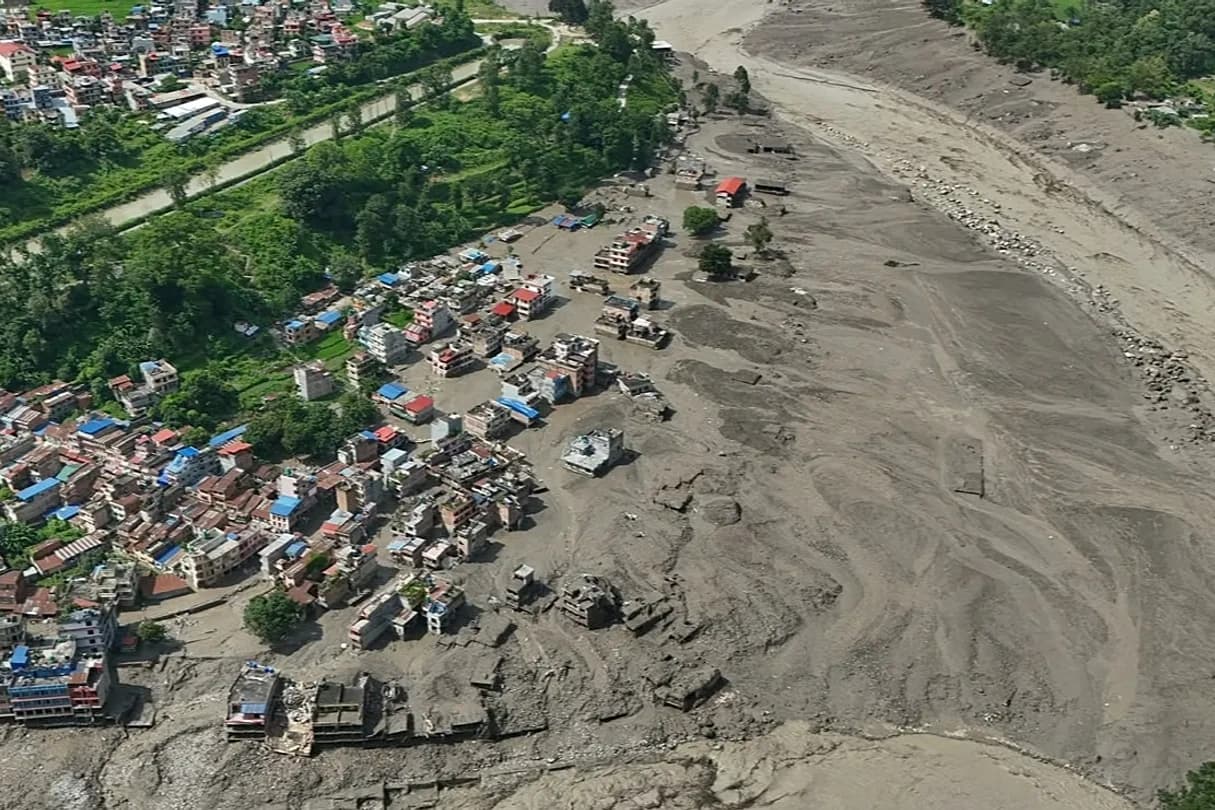 Nepal'deki sel felaketinde can kaybı 359'a yükseldi