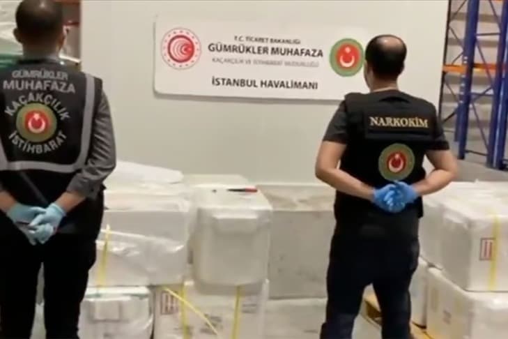 Gümrüklerde uyuşturucu operasyonu