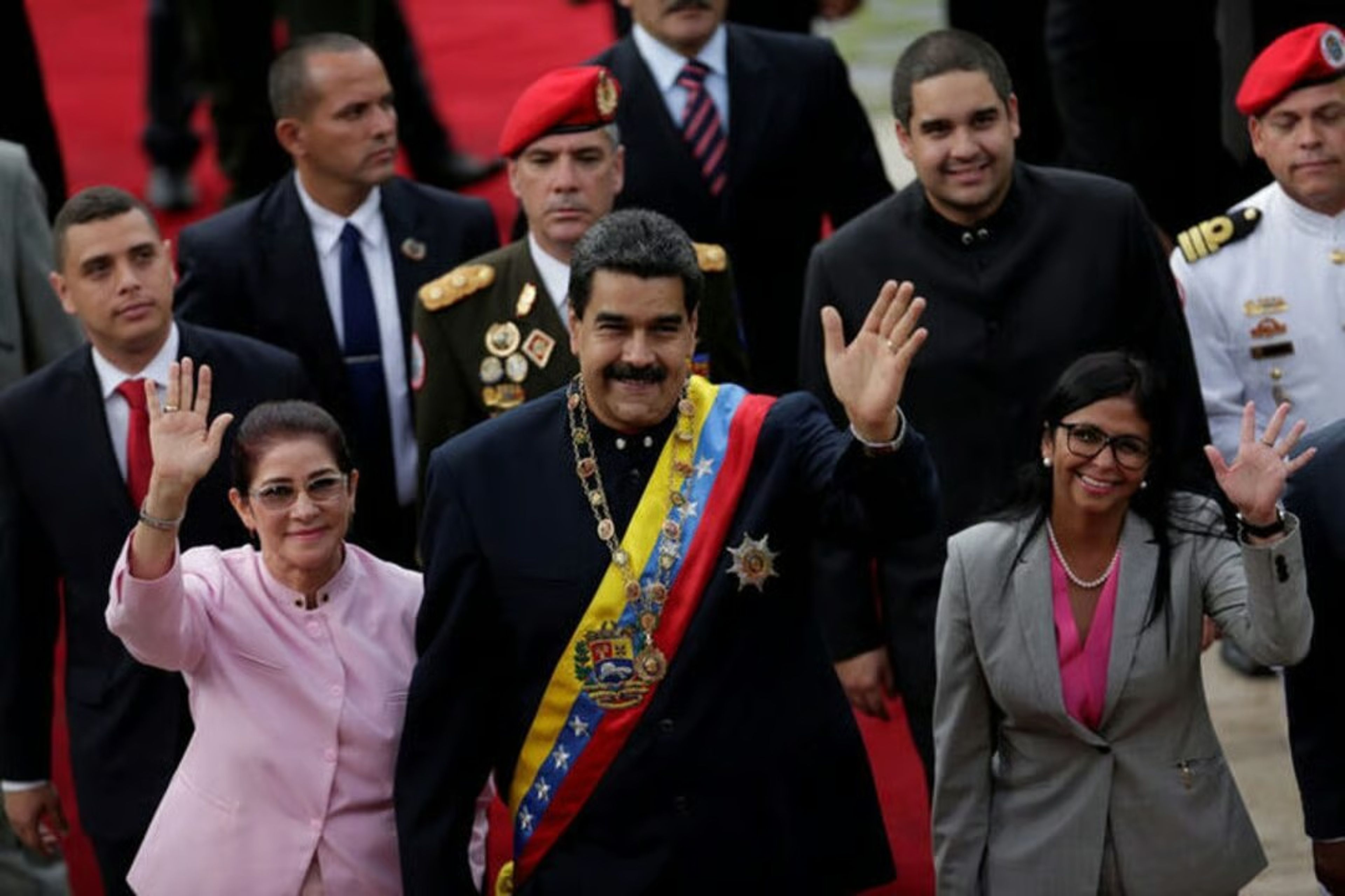 ABD'den Maduro'nun aile üyelerine ve petrol sektörüne yaptırım