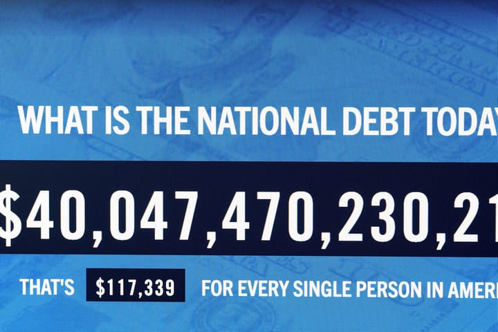 US Debt Crosses $40 Trillion Mark for the First Time
