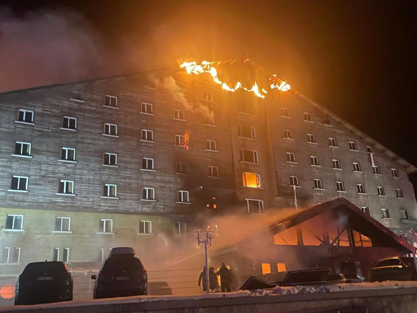 Kartalkaya’daki otel yangınının görüntüleri ortaya çıktı