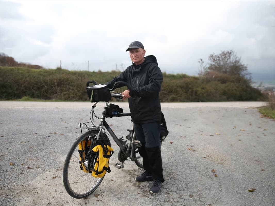 Susurluk'tan Kabe'ye 3 bin 450 km pedal çevirdi 