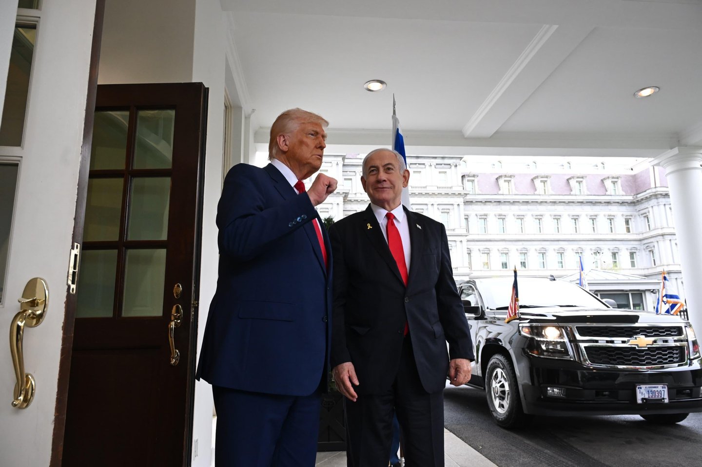 ABD Başkanı Trump, İsrail Başbakanı Netanyahu ile görüştü. (AA)
