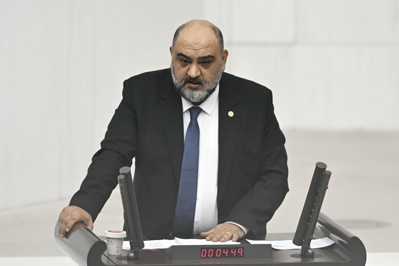 AK Parti’ye geçeceği iddia ediliyordu! Mehmet Mustafa Gürban partisinden istifa etti