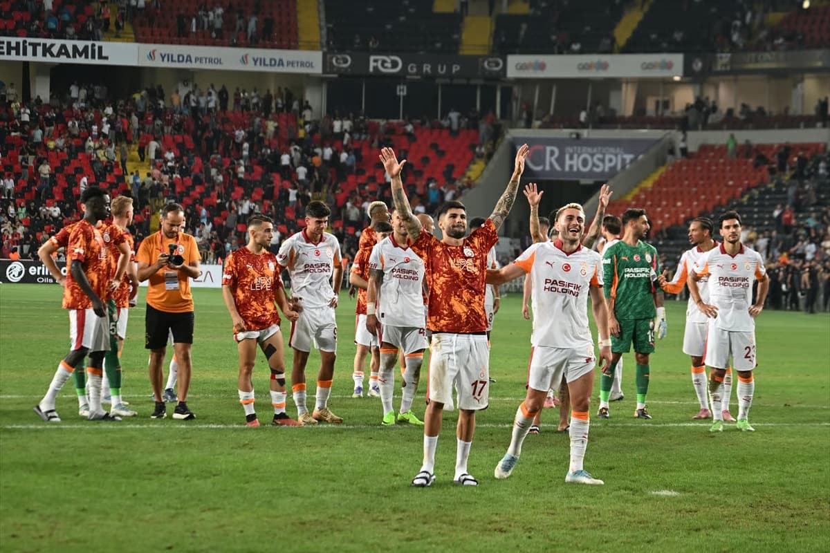 Son şampiyon Galatasaray yeni sezona galibiyetle başladı