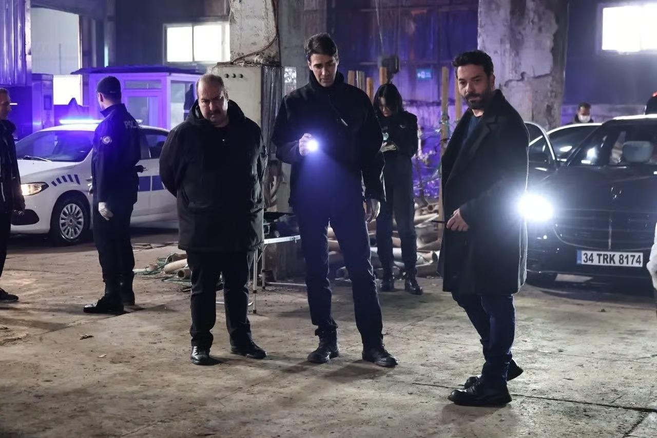 Arka Sokaklar son bölüm full izle | Kanal D ile Arka Sokaklar 747. bölüm izle