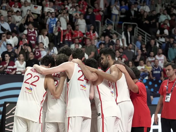 A Milli Erkek Basketbol Takımı, EuroBasket 2025'te gümüş madalyanın sahibi oldu