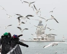 Meteoroloji'den 68 il için sarı kodlu uyarı: Fırtına yerini kar yağışına bırakıyor
