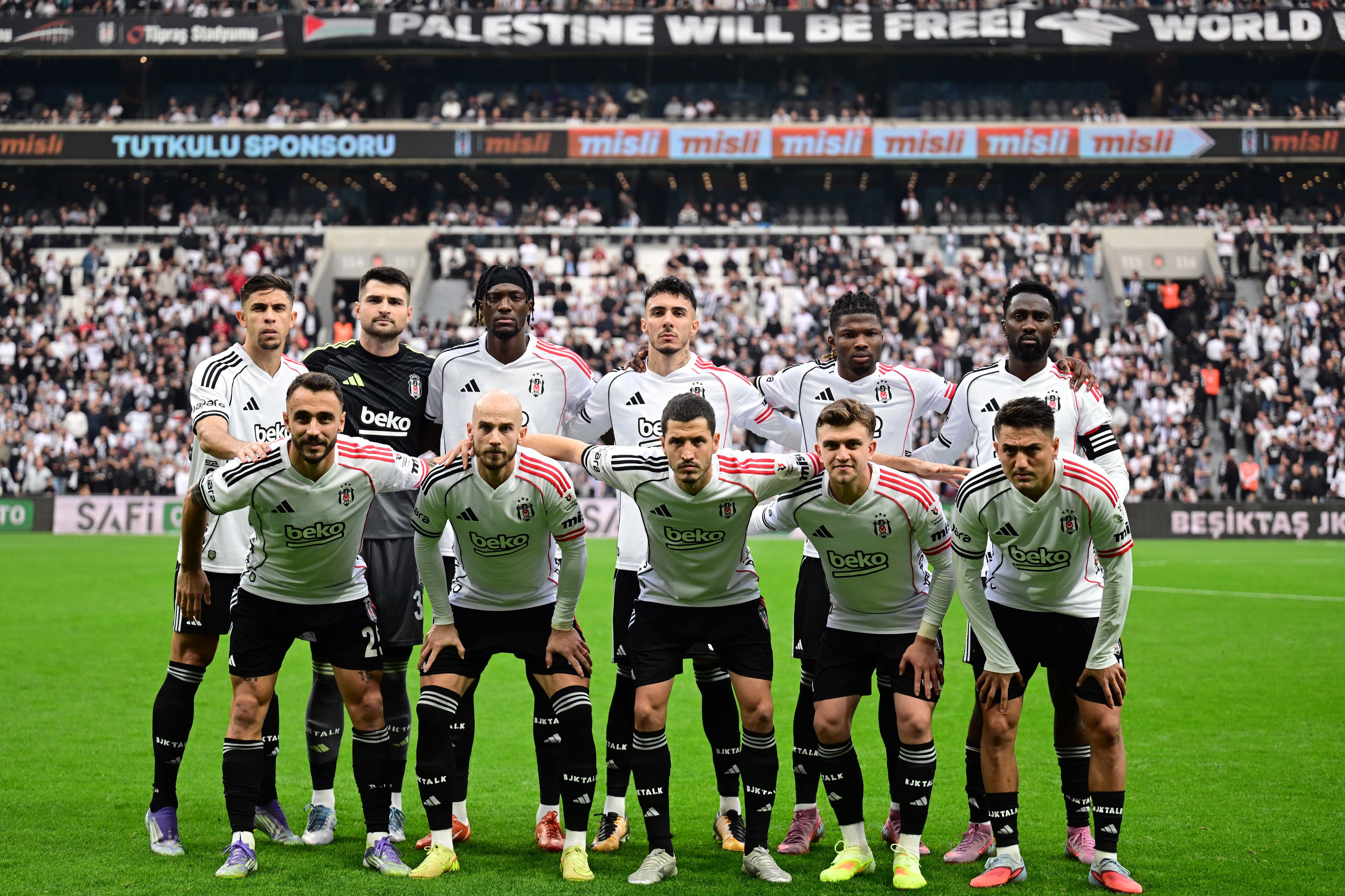Beşiktaş yükseldi, Trabzonspor geriledi