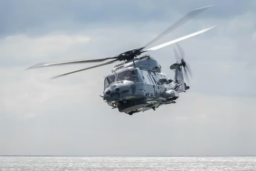 Hollanda üç yeni NH90 helikopteri sipariş etti
