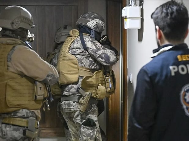 8 milyar liralık sahte forex ağına büyük darbe