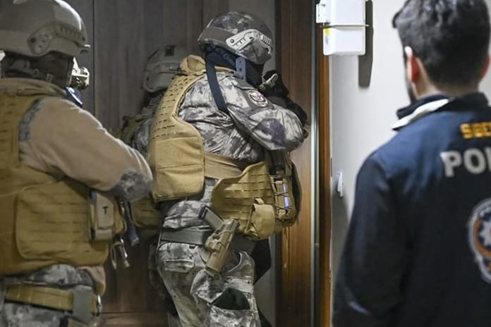 8 milyar liralık sahte forex ağına büyük darbe