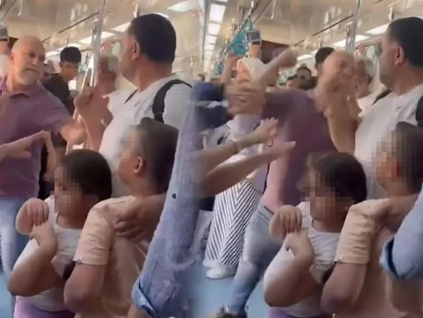 Marmaray'da babaya çocuklarının yanında yumruk davasında karar çıktı 